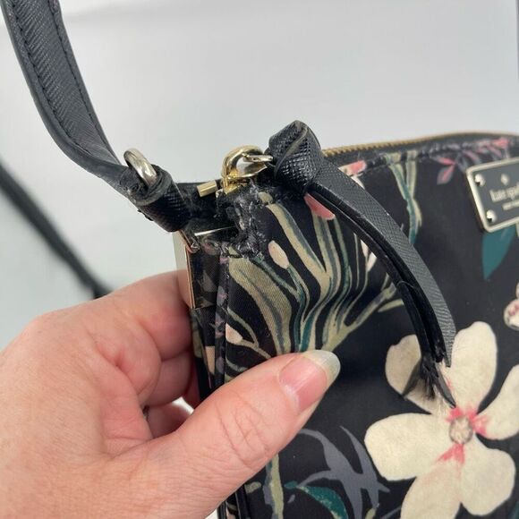 Kate Spade New York Womens Crossbody Bag Wilson Road Botanical Black One Size - Picture 6 of 16